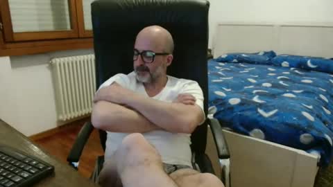 simi online show from 12, 4, 2026