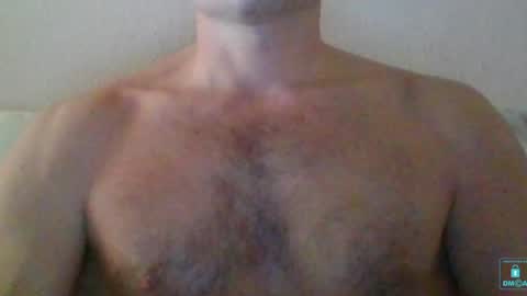 Snapshot of newtyguy90 chatting on 2, 1, 2025 newtyguy90 online show from 2, 1, 2025