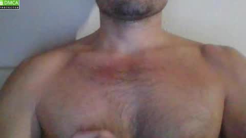 Snapshot of newtyguy90 chatting on 14, 12, 2025 newtyguy90 online show from 14, 12, 2025