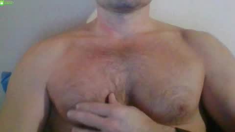 Snapshot of newtyguy90 chatting on 13, 2, 2026 newtyguy90 online show from 13, 2, 2026