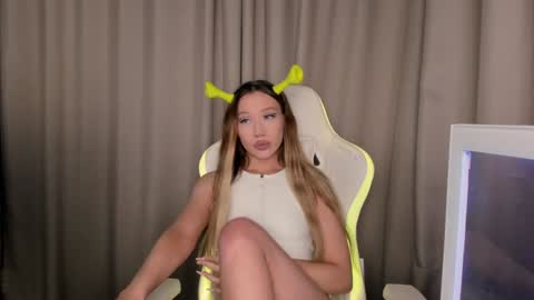 Mina online show from 10, 12, 2024