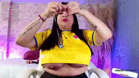 Snapshot of neytiri_moon chatting on 18, 6, 2026 Sandra online show from 18, 6, 2026