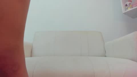 Snapshot of nezo_ chatting on 29, 10, 2025 Angie Instagram angie julianac add me online show from 29, 10, 2025