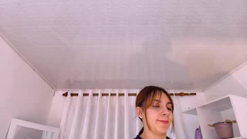 Snapshot of nezo_ chatting on 12, 2, 2026 Angie Instagram angie julianac add me online show from 12, 2, 2026