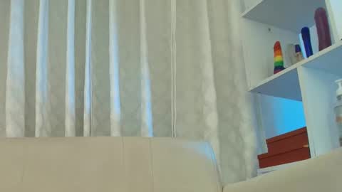 Snapshot of nezo_ chatting on 23, 2, 2026 Angie Instagram angie julianac add me online show from 23, 2, 2026