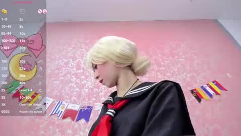 Snapshot of nezuko_mitsuri chatting on 4, 7, 2026 NEZUKO MITSURI online show from 4, 7, 2026