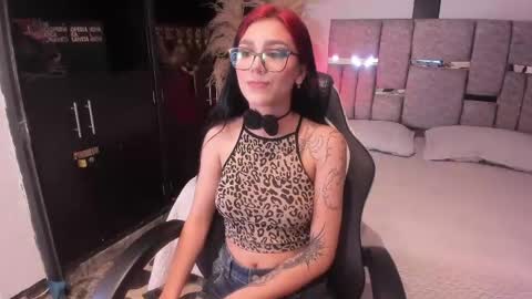 Snapshot of nezukoo_1 chatting on 8, 6, 2026 nezukoo_1 online show from 8, 6, 2026
