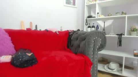 Snapshot of nezzukoo chatting on 5, 5, 2026 nezzukoo online show from 5, 5, 2026