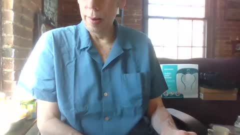 Snapshot of nfgwholoves2cum chatting on 25, 12, 2024 NFG Nice Friendly Guy Dick online show from 25, 12, 2024
