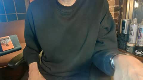 Snapshot of nfgwholoves2cum chatting on 10, 1, 2025 NFG Nice Friendly Guy Dick online show from 10, 1, 2025