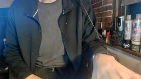 Snapshot of nfgwholoves2cum chatting on 17, 1, 2025 NFG Nice Friendly Guy Dick online show from 17, 1, 2025