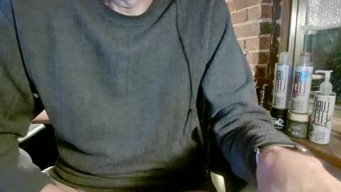 Snapshot of nfgwholoves2cum chatting on 17, 1, 2025 NFG Nice Friendly Guy Dick online show from 17, 1, 2025
