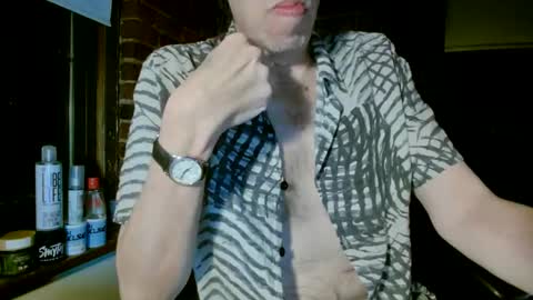 Snapshot of nfgwholoves2cum chatting on 8, 3, 2025 NFG Nice Friendly Guy Dick online show from 8, 3, 2025