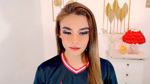 Snapshot of nhicolehollywood chatting on 27, 2, 2025 hottie nicole online show from 27, 2, 2025