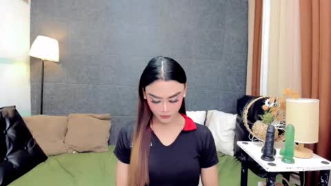 Snapshot of nhicolehollywood chatting on 11, 9, 2025 hottie nicole online show from 11, 9, 2025