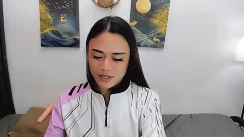 Snapshot of nhicolehollywood chatting on 16, 11, 2025 hottie nicole online show from 16, 11, 2025