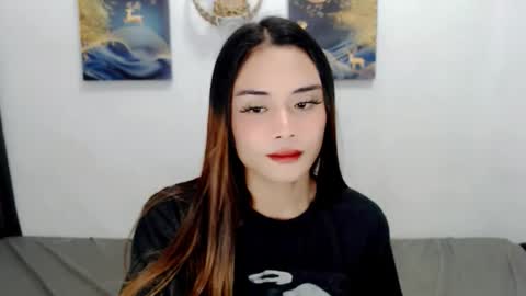 Snapshot of nhicolehollywood chatting on 22, 11, 2025 hottie nicole online show from 22, 11, 2025