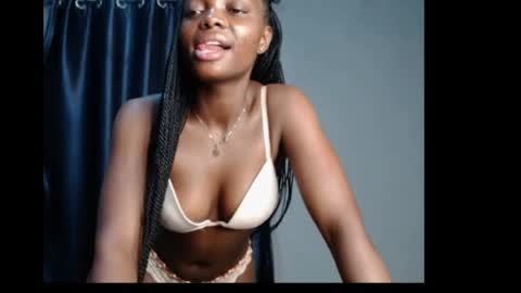 Niababy5 online show from 29, 3, 2026