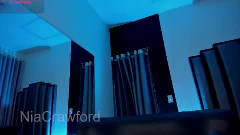Snapshot of niacrawfordd chatting on 7, 7, 2026 niacrawfordd online show from 7, 7, 2026