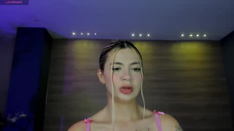 SQUIRTER DOLL    online show from 27, 2, 2026