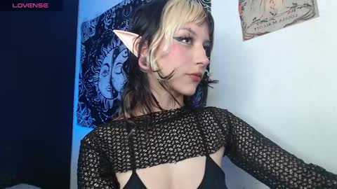 Snapshot of niakat_ chatting on 29, 10, 2025 niakat online show from 29, 10, 2025