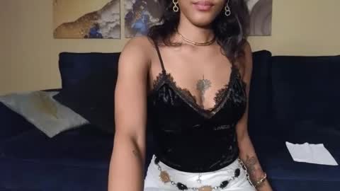 Lilly online show from 2, 2, 2025