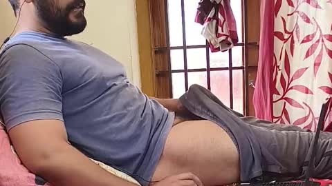 Robin online show from 10, 2, 2026