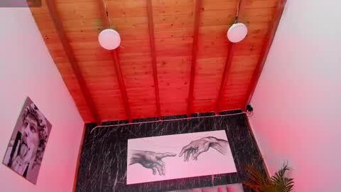 Nicolle  online show from 10, 2, 2025