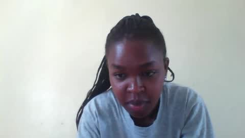 Snapshot of nicemillow chatting on 5, 12, 2024 nicemillow online show from 5, 12, 2024