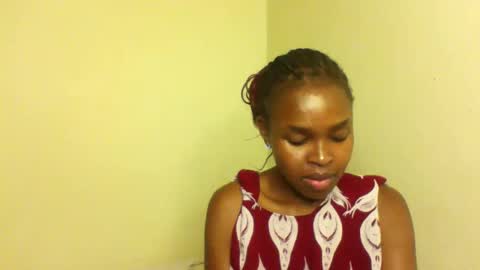 Snapshot of nicemillow chatting on 7, 12, 2024 nicemillow online show from 7, 12, 2024