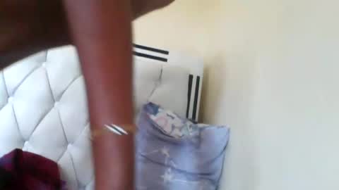 Snapshot of nicemillow chatting on 15, 12, 2024 nicemillow online show from 15, 12, 2024