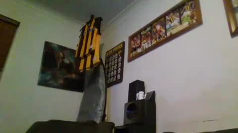 Snapshot of niceozziecockxxx chatting on 23, 2, 2025 Sexiishaine online show from 23, 2, 2025