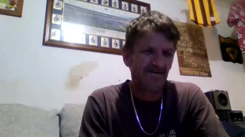 Snapshot of niceozziecockxxx chatting on 19, 10, 2025 Sexiishaine online show from 19, 10, 2025