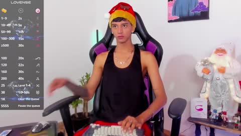 Snapshot of nick_greey chatting on 15, 12, 2024 Frank online show from 15, 12, 2024