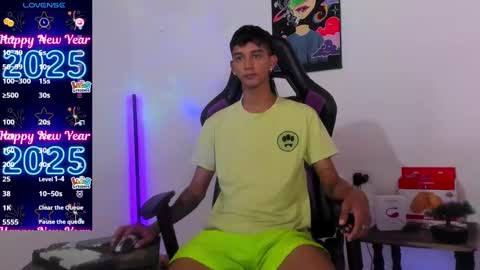 Snapshot of nick_greey chatting on 3, 1, 2025 Frank online show from 3, 1, 2025