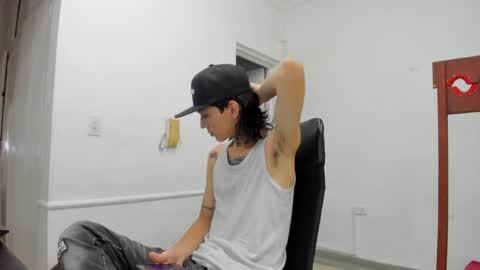 Snapshot of nick_straightboy chatting on 12, 4, 2026 Nick online show from 12, 4, 2026