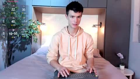 Snapshot of nick_torn chatting on 27, 9, 2025 Nick online show from 27, 9, 2025