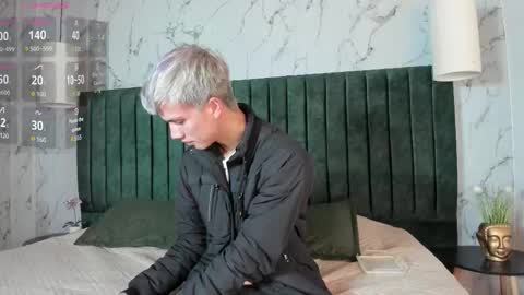 Snapshot of nick_torn chatting on 21, 10, 2025 Nick online show from 21, 10, 2025