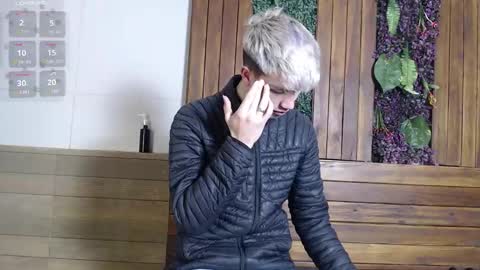 Snapshot of nick_torn chatting on 11, 11, 2025 Nick online show from 11, 11, 2025