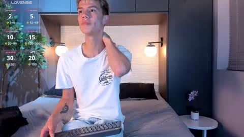 Nick  online show from 13, 11, 2025