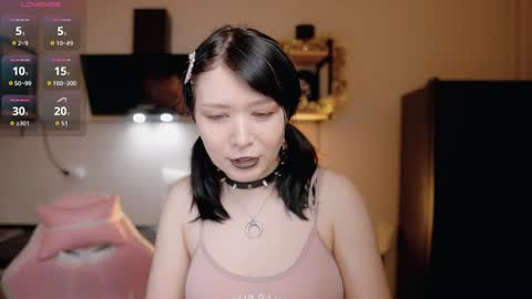 nickari_x online show from 5, 4, 2026