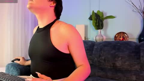 nicki_ripperton online show from 8, 1, 2026