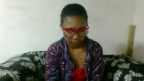 nickiqqyuu online show from 24, 7, 2026