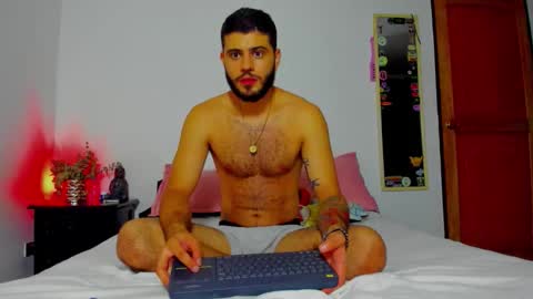 Snapshot of nickmia_ chatting on 4, 12, 2025 Nick Mia online show from 4, 12, 2025