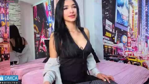 Snapshot of nicky_1824 chatting on 29, 9, 2025 NICKY online show from 29, 9, 2025