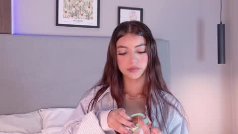 Snapshot of nicky_belmonth chatting on 4, 2, 2025 nicky_belmonth online show from 4, 2, 2025