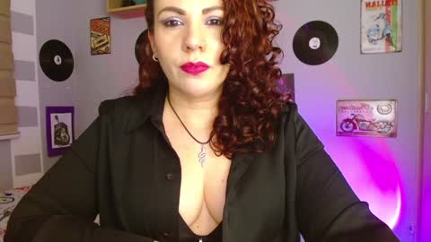 Snapshot of nicky_lucy_m chatting on 28, 1, 2025 lucy online show from 28, 1, 2025