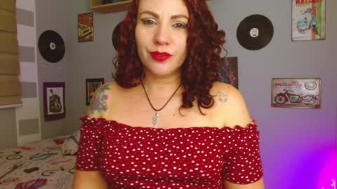 Snapshot of nicky_lucy_m chatting on 31, 1, 2025 lucy online show from 31, 1, 2025