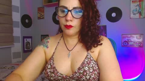 Snapshot of nicky_lucy_m chatting on 8, 2, 2025 lucy online show from 8, 2, 2025