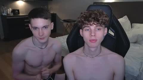 Nicki  Danny online show from 22, 10, 2025